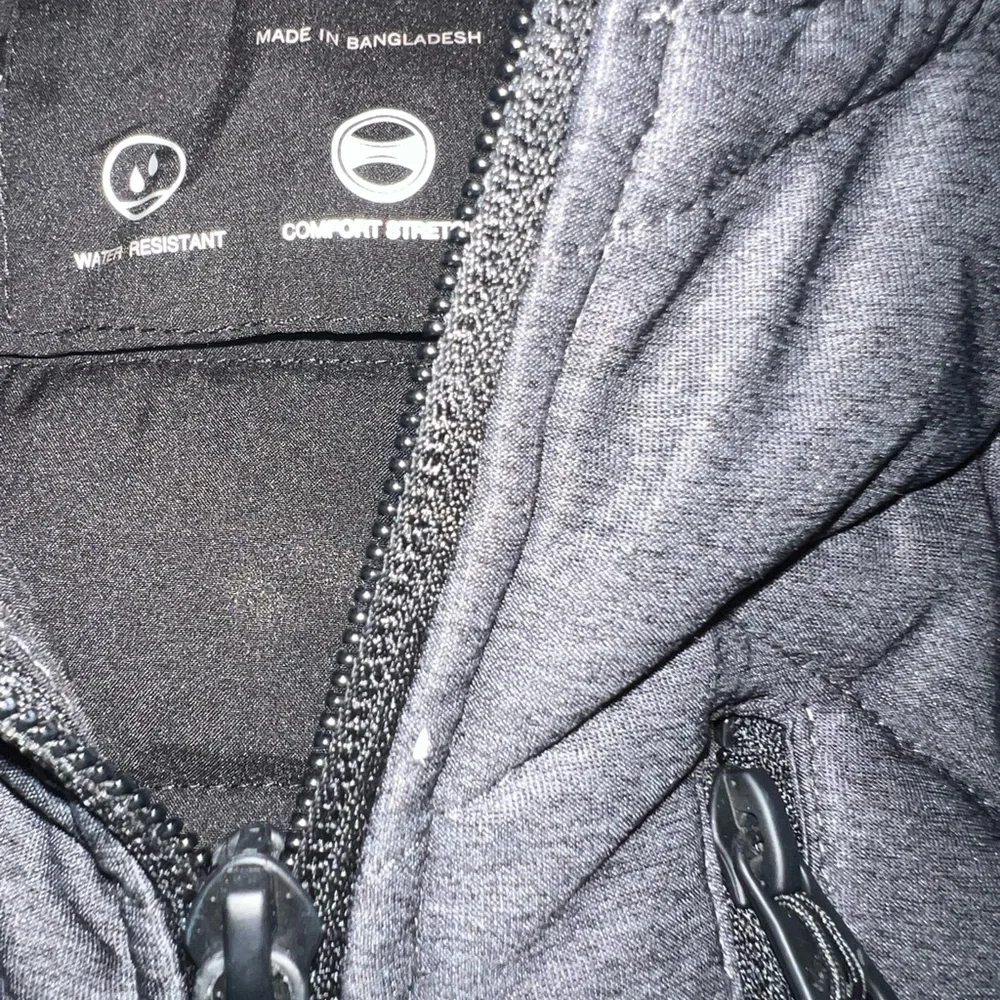 Nautica Women's Dark Gray Packable Puffer Jacket - Picture 7 of 10